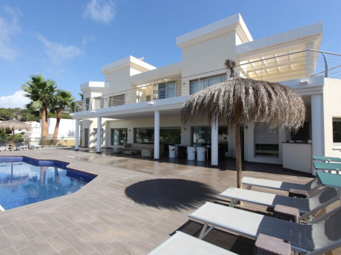 villa in