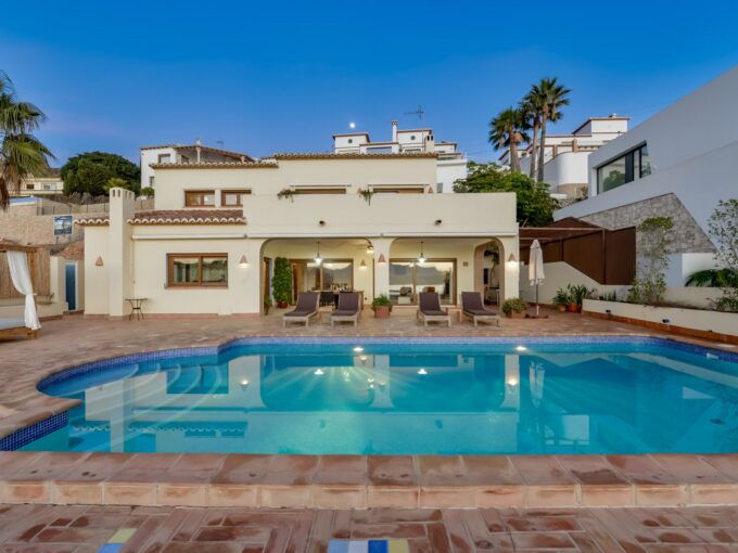 villa in Moraira